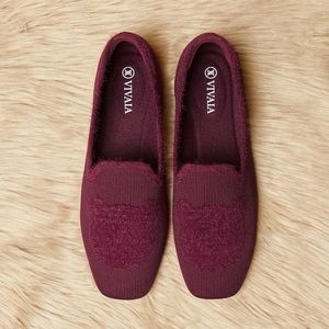 Vivaia Squared Toe Faux Mink Knit Loafers NWOT in Bordeaux - Size 41.5